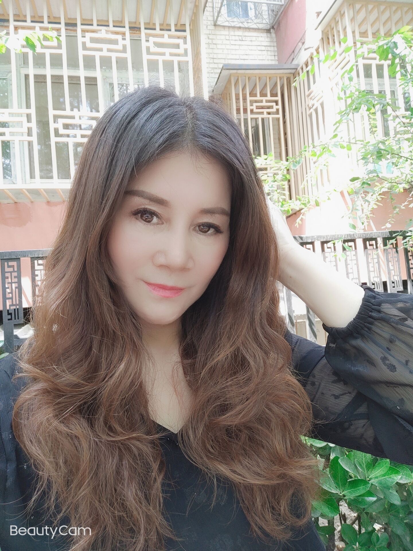 骚话不断爽到爆的熟女